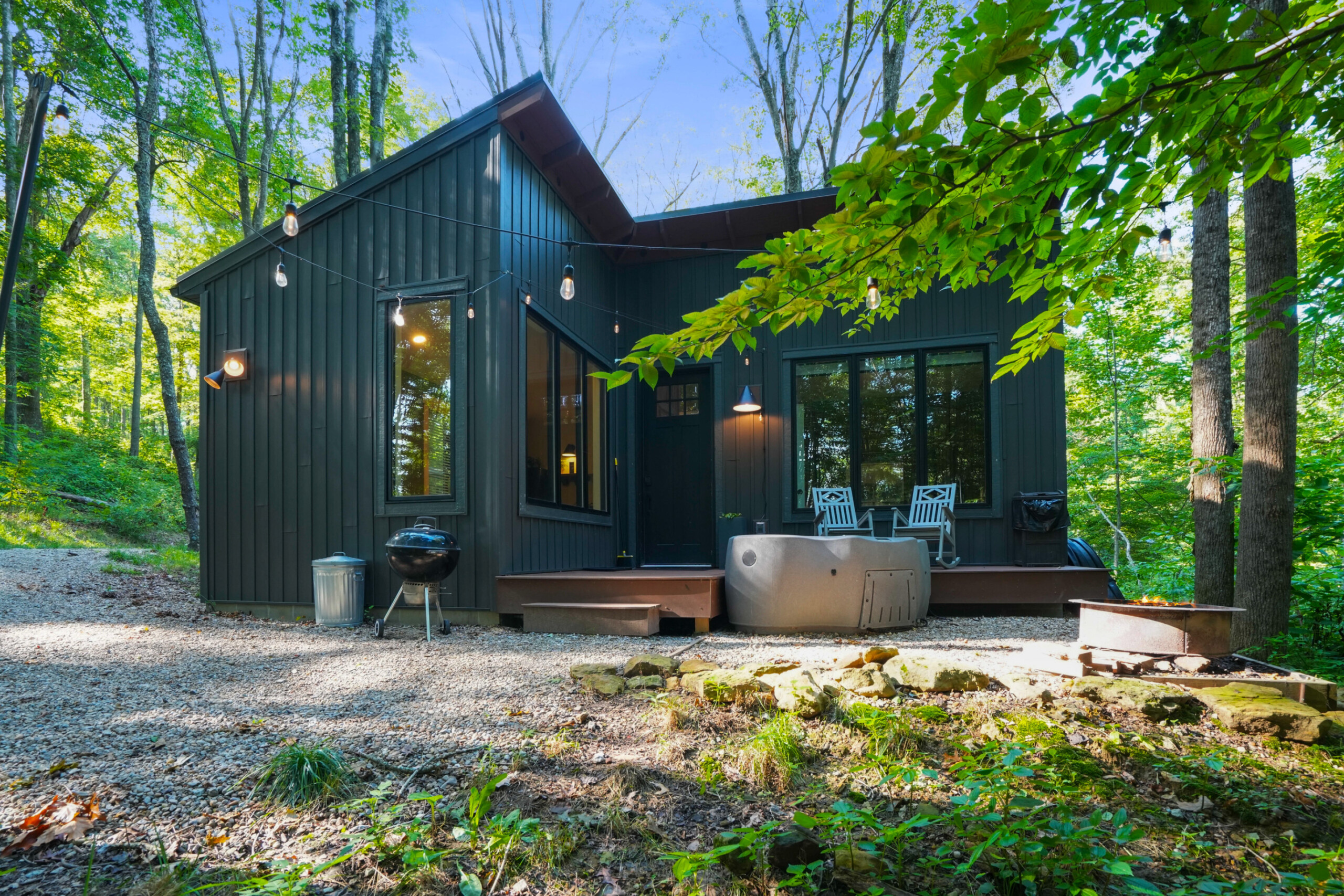 9ceb05a256414f856555ded0c55ccf9454e1dc495666111cd6ddc079c005cf56 86818fc7a6 v0.jpg