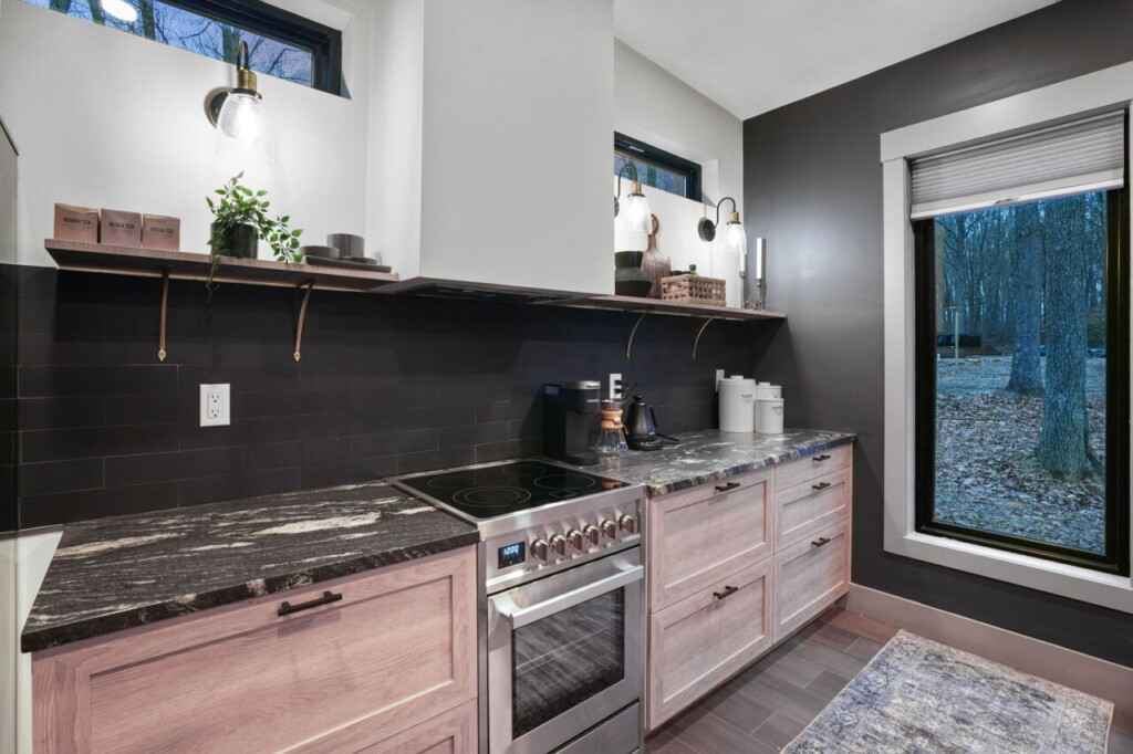 0d5418e8ed2185a3f0269f3d237c9d7684cdf5c7f4077fba0053c73cafdd3a19 c64e04bb98 v0 w1280xh0 rDEF.jpg