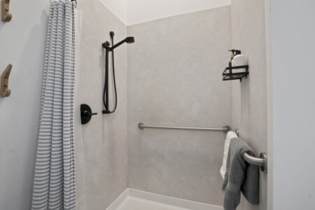 2885eb860336a7c7d381363af4103d7db44cb4378c395d631e024e3e49fca518 8eab90f633 v0 w1280xh0 rDEF.jpg