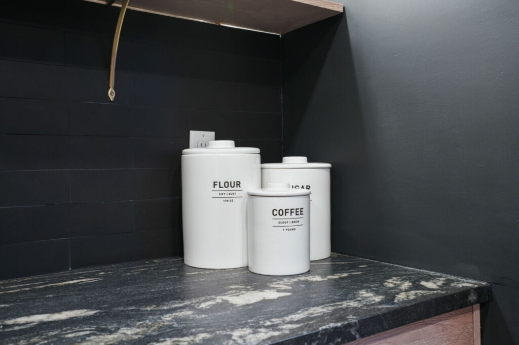 2e08f74f00c8c8268df66fb05d540b95874112ac0a3a591cc20840c765c38b5e c64e04bb98 v0 w1280xh0 rDEF.jpg