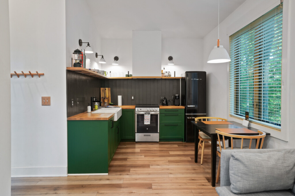 3b4d7844b34935c99a2f43a96953ec81f70c03d6cd192efc26f51301c2489060 8eab90f633 v0 w1280xh0 rDEF.jpg