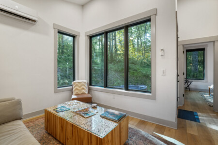 3f828a958da6fac6dd5da4df179bb846d27cf96acc85cd81c563b4247bc918d6 b129cec5c3 v0 w1280xh0 rDEF.jpg