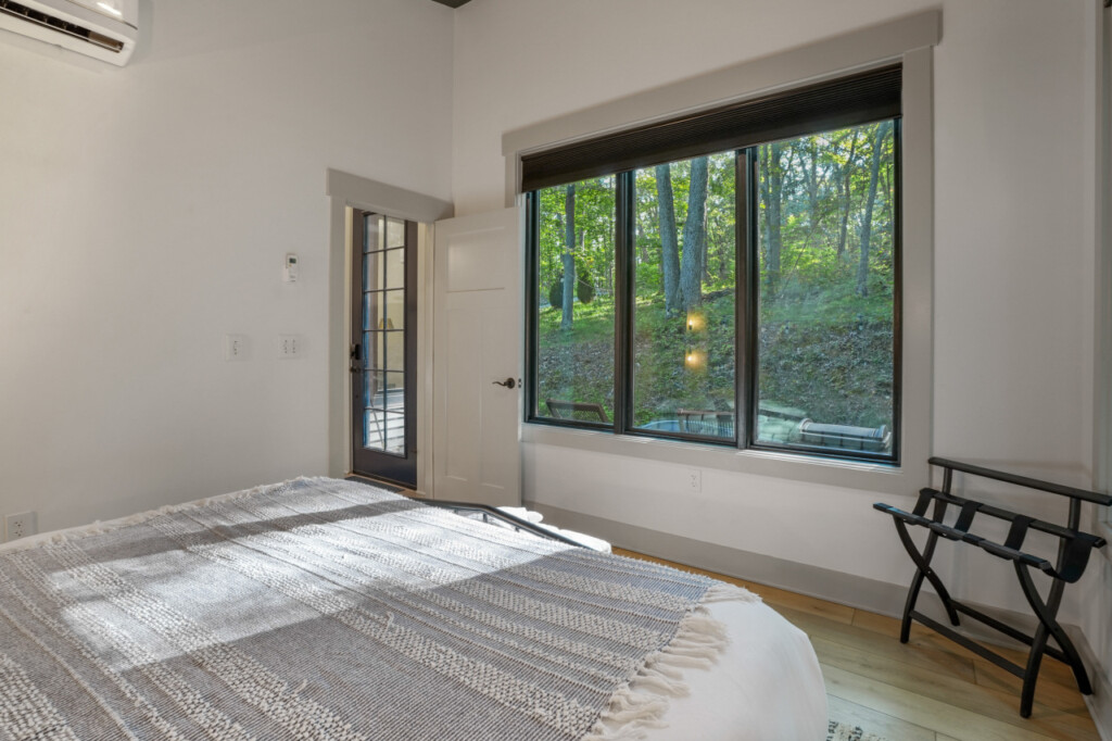 9763387dd423cc09f18b36168e3337300adc6bab26c51bb802d8d67b7f9c5658 b129cec5c3 v0 w1280xh0 rDEF.jpg