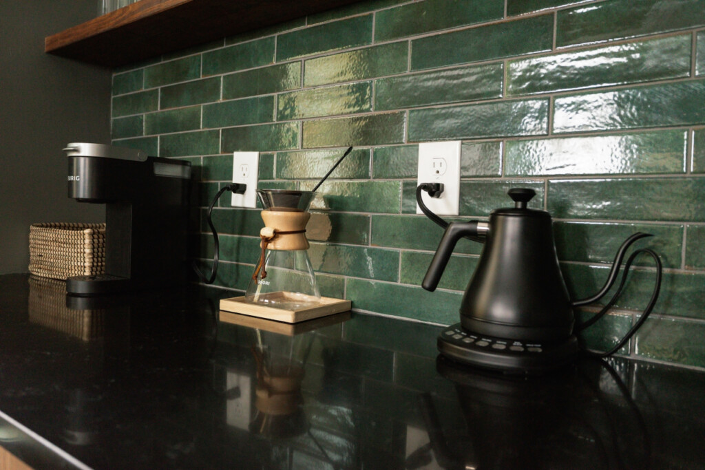 a97e959fa0bbb10b1076c14c2626c0df163890b1a373d17b1d8a018c1a2c26d8 58d8ca3270 v0 w1280xh0 rDEF.jpg