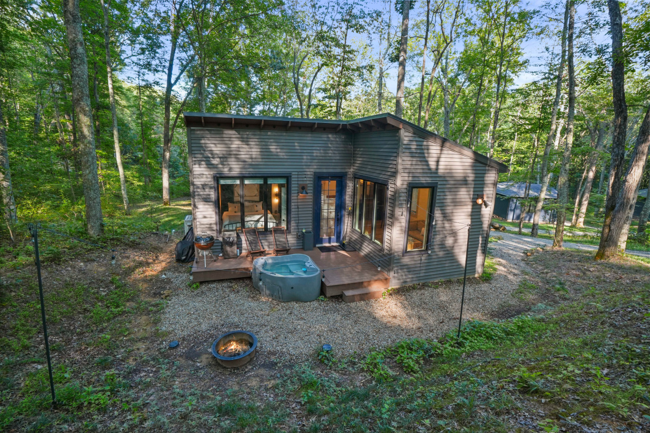 ad244fc161b2bccda9a319fa1379735e7ddb58ee35bcc9c8ca0a21d7951c43c2 b129cec5c3 v0 w1280xh0 rDEF.jpg