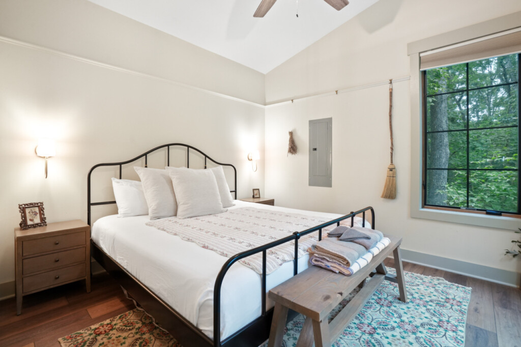 ad2d5c21ce67941654983b8cc97c9d3aab07d56b27d6846d693200d953d5d869 a973afd501 v0 w1280xh0 rDEF.jpg