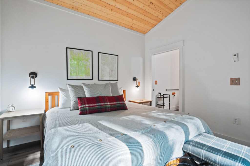 bedaab0fd2c9867c1ab3f0d78900a9db4ab0613fea65d5732373cc799a84fc26 8eab90f633 v0 w1280xh0 rDEF.jpg