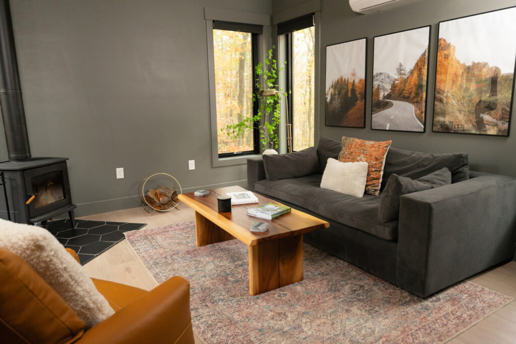 ca9cdb0a12ae67b9722cdaba410191cf96965d660b23aafb1e18cda018257e1b 58d8ca3270 v0 w1280xh0 rDEF.jpg