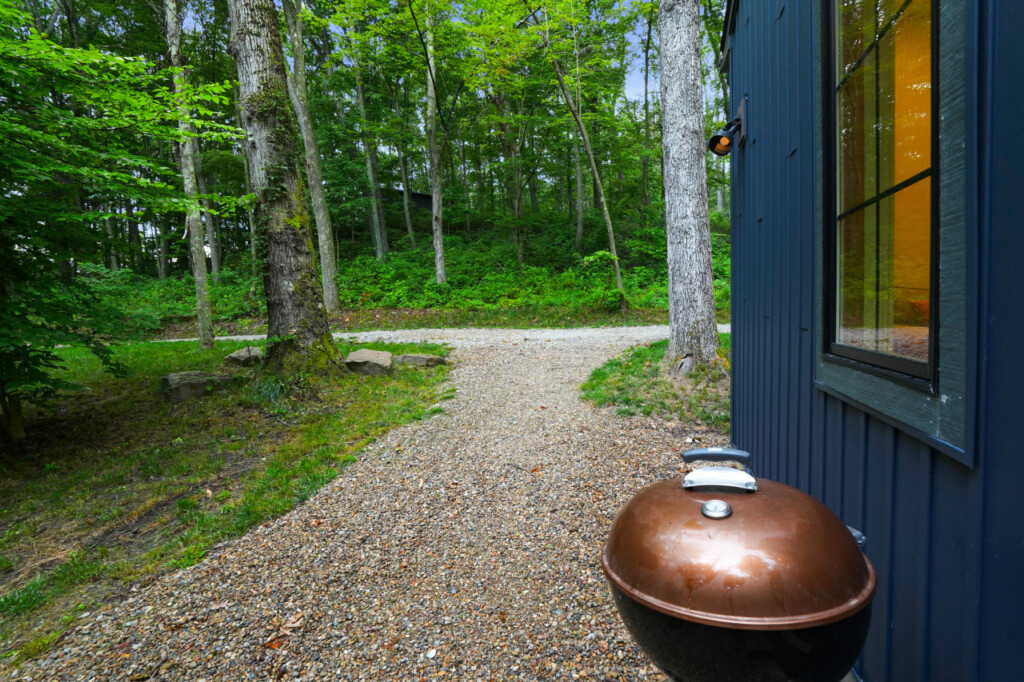 dfa8f9a21176a1fbb358fa0195450b4f070bdffcec0a1e67226f0f49f00dd7de a973afd501 v0 w1280xh0 rDEF.jpg