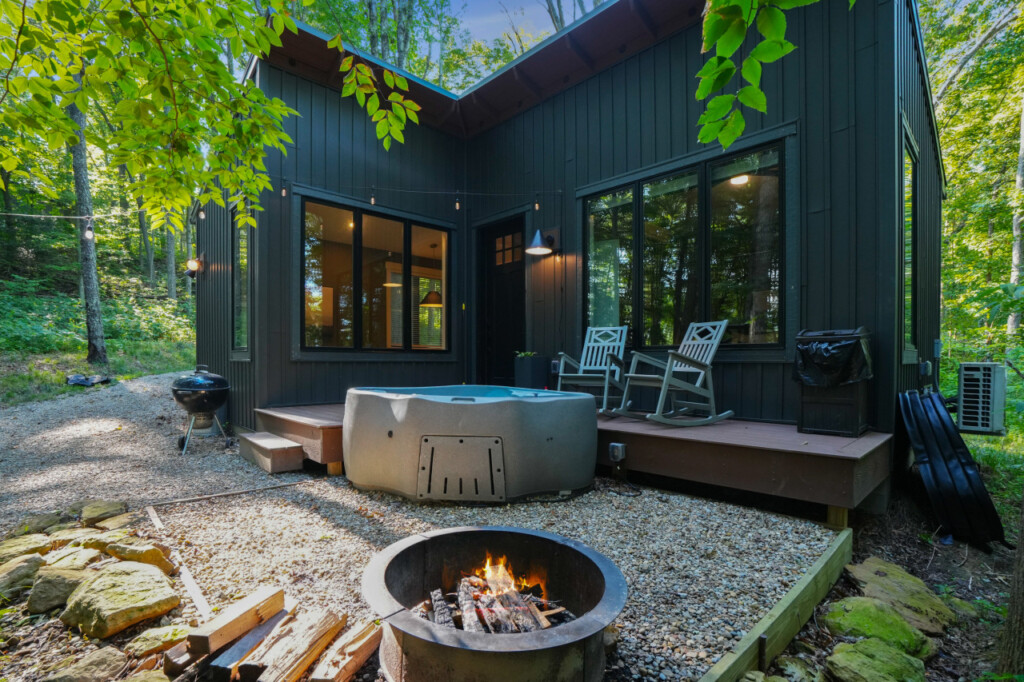 e3d0167eec27fb5d2323e95ee0b0c4f69fe95eb9b2ff8394caedf91fa1ecb5d0 86818fc7a6 v0 w1280xh0 rDEF.jpg