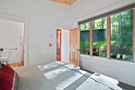 e985fc9b393cfe8f5c344006739899e4ae778f1dee8eff06ced8d245e29d7ee7 8eab90f633 v0 w1280xh0 rDEF.jpg