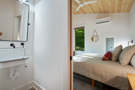 ef85e76f56476af68190d6891c7075ae9692034b4be87e714c4f467fb0595b47 8eab90f633 v0 w1280xh0 rDEF.jpg