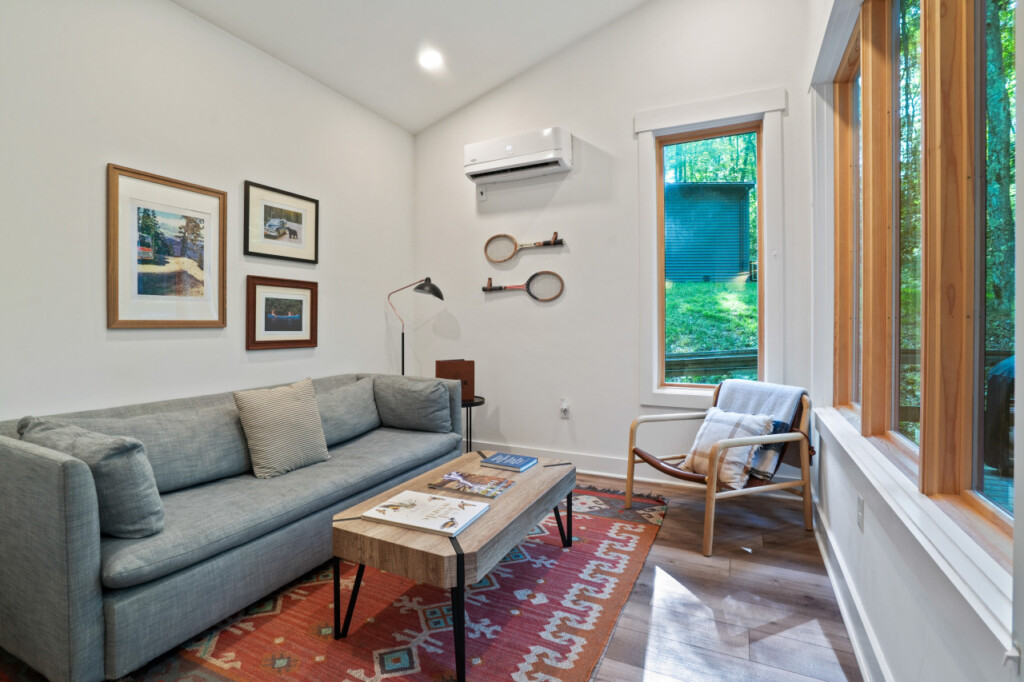 faa43b36620ade83bdcfa4dd6dc141a72ea5524f71bc2a02147416eb47476296 8eab90f633 v0 w1280xh0 rDEF.jpg