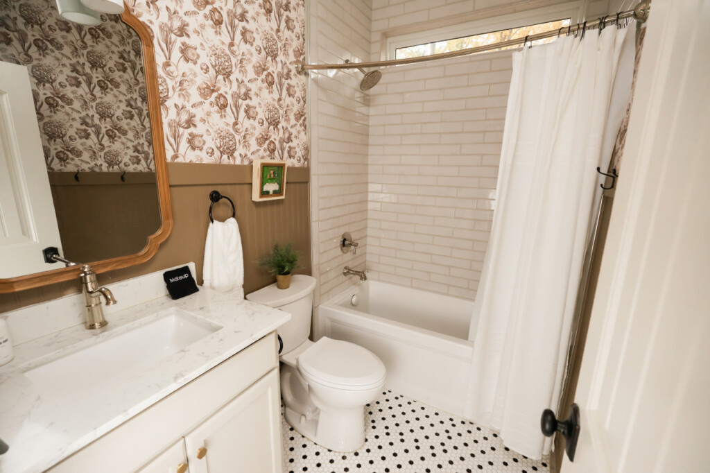 26831b1e20436a2c95f86cb074b8e836a405281f7321fbd4f608e91a6de14474 7649bb5c88 v0 w1280xh0 rDEF.jpg