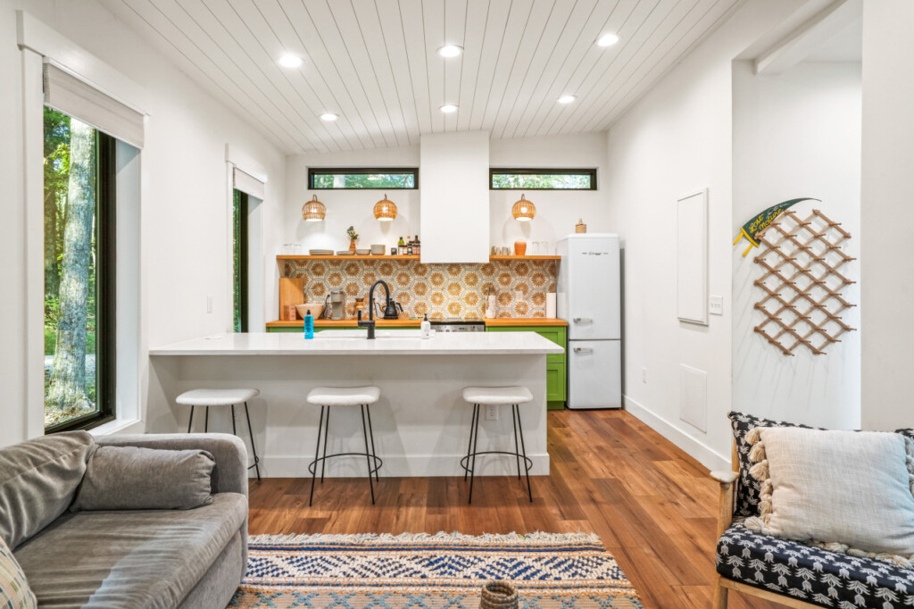 bda90b9c4ea9573157f3d2a4d511ee94a5cdc6ba85995c518bd8288da8465a77 640ab3281a v0 w1280xh0 rDEF.jpg