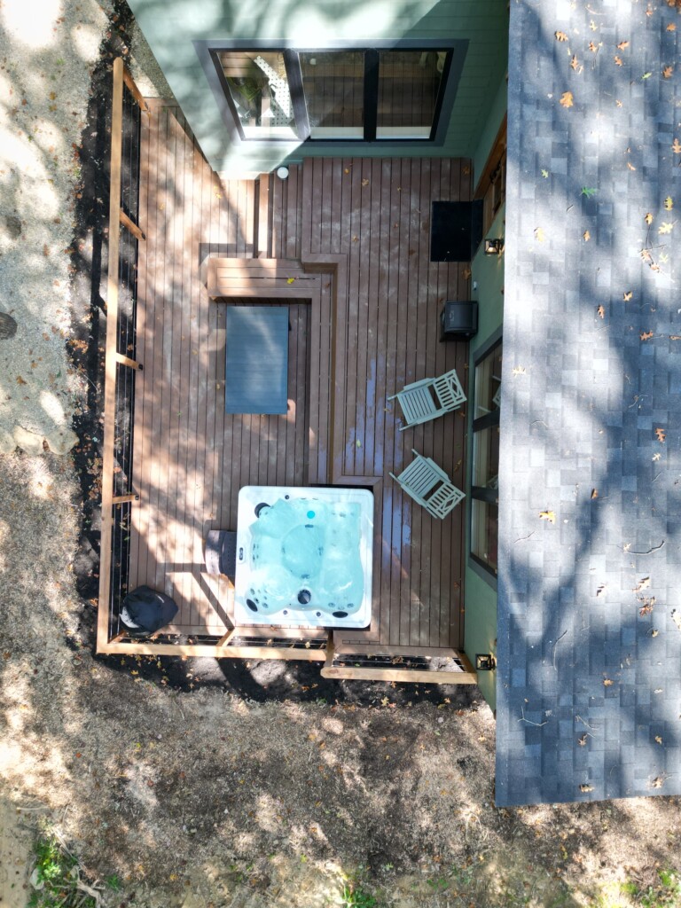 cc1232e917a5db8fac8e4921731a507b7759fcba619cae502f85b3cda296ff90 7649bb5c88 v0.JPG w1280xh0 rDEF.jpg